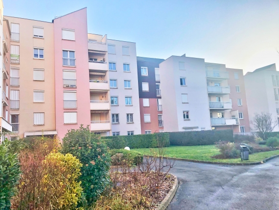 Appartement 5 pieces Dijon nord Quartier la Fleuriée