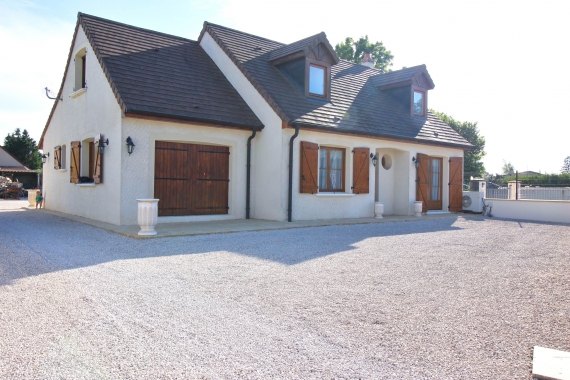 Maison 6 pièces de 145m² sur terrain de 1250m²