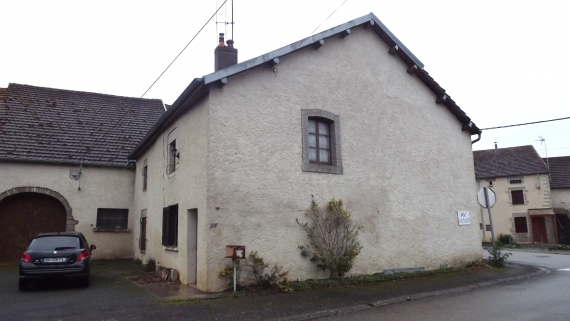 Corps de ferme a renover