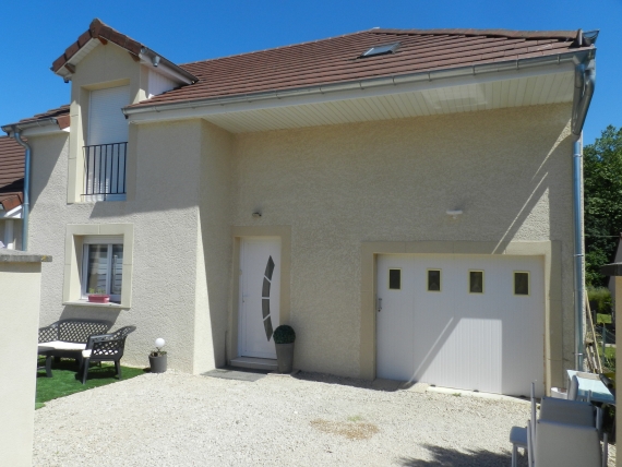 Maison 2017, RT2012, 3 chambres, garage et jardin