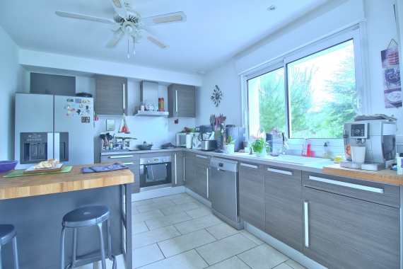 Maison 6 pièces de 150 m² sur deux niveaux