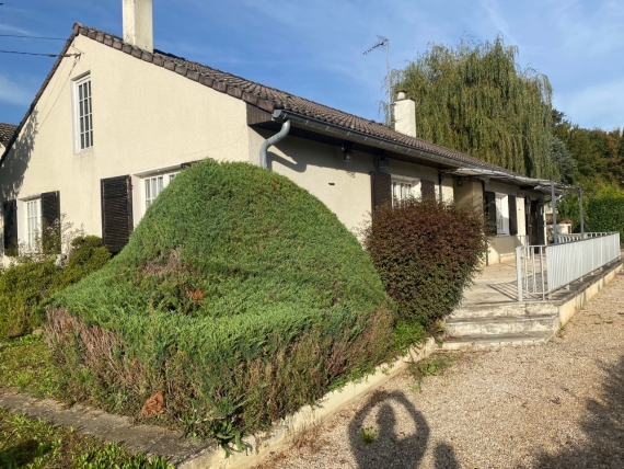 Maison 5 pièces Plein pied de 100 m² 