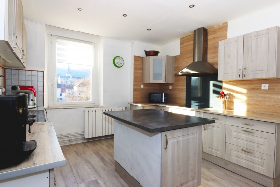 Appartement 4 pièces - 94 m² 