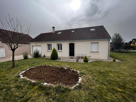 Maison 5 pièces sur deux niveaux de 107 m²,