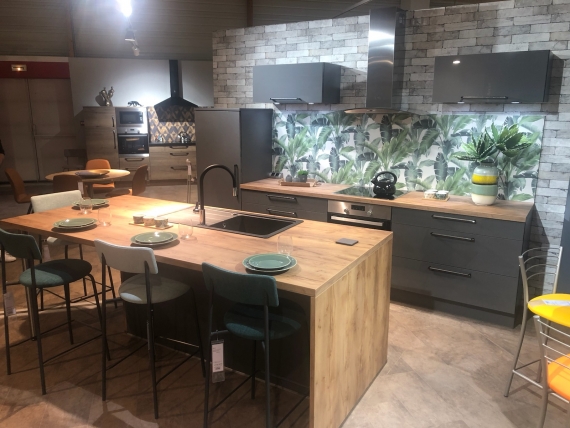 Maison de plain pied , 3 chambres, garage et jardin.